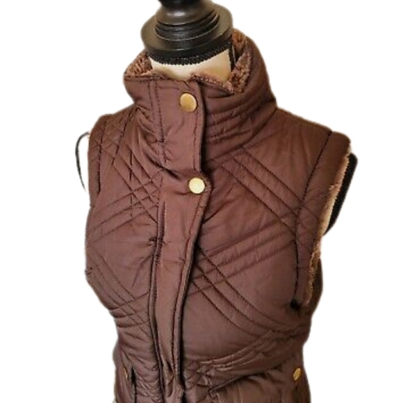 Valerie Stevens Jackets & Blazers - Valerie Stevens Brown ReversibleQuilted Faux Fur Winter Puffer Vest Size Medium